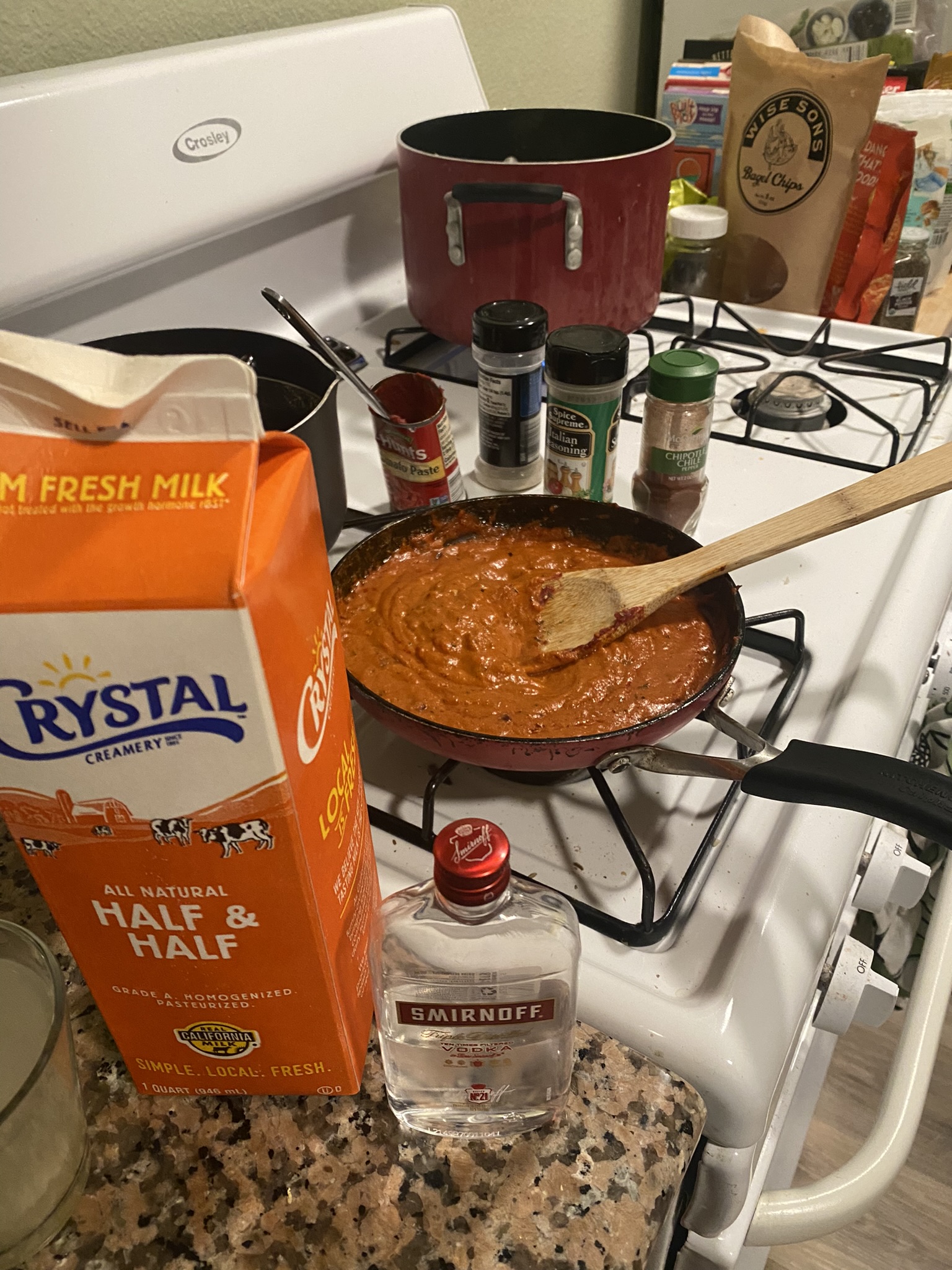 vodka sauce prep and unseen rigatoni in da pot